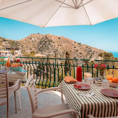 Bed & Breakfast Pascia Madonna Rocca *