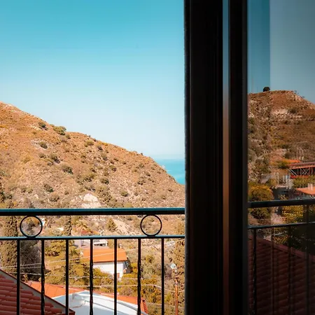 Bed & Breakfast Pascia Madonna Rocca *
